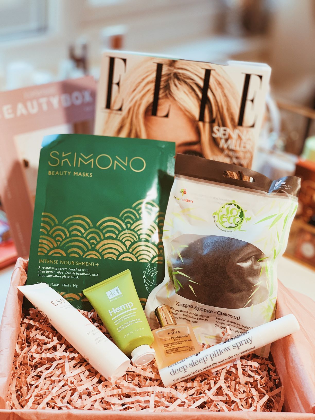 Lookfantastic beauty box Noiembrie 2019